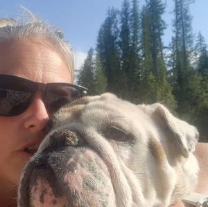 Meet your Posher, Jenny